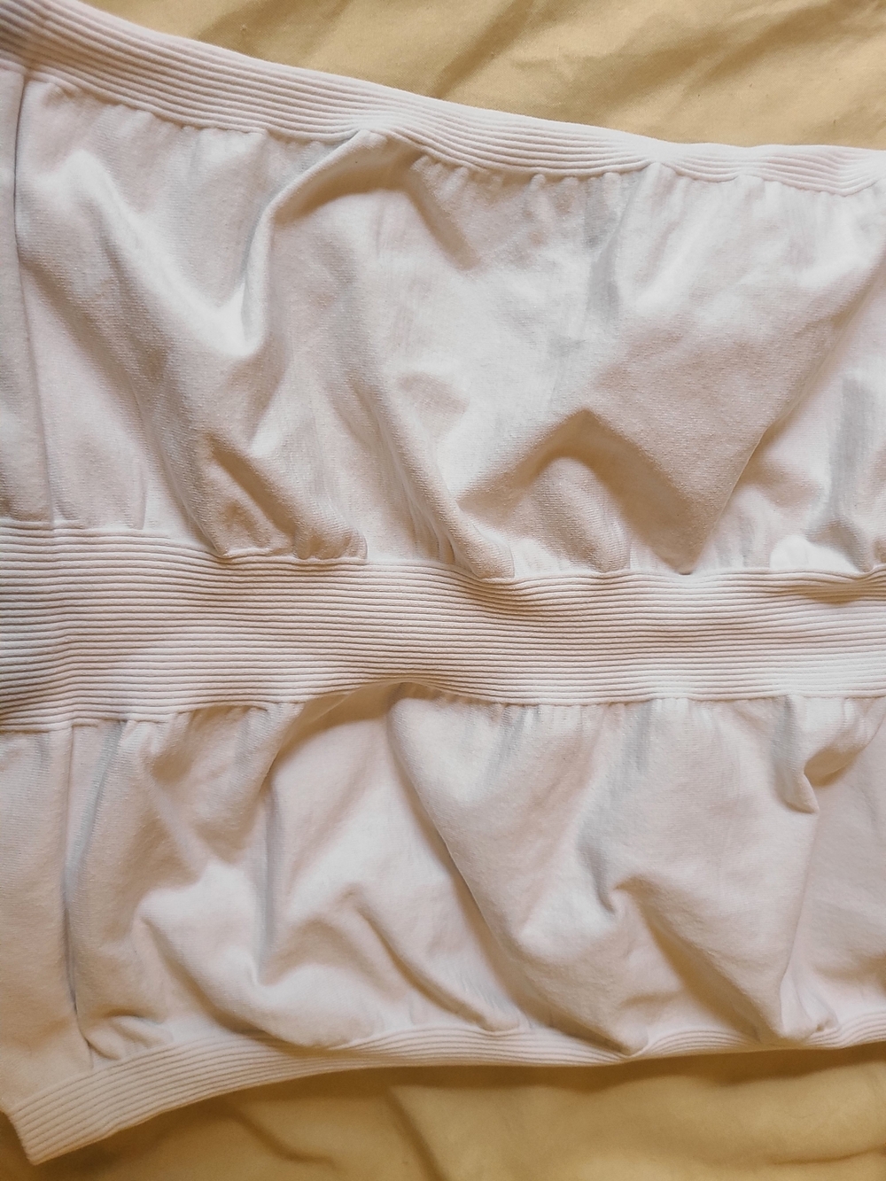 Athleta White Seamless Ribbed Racerback Tank - Picture 4 of 8